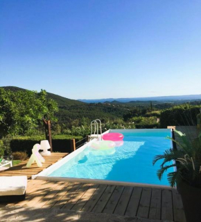 Villa Cosy pour 6 personnes avec piscine privée et vue panoramique sur les îles et les collines à La Londe les Maures